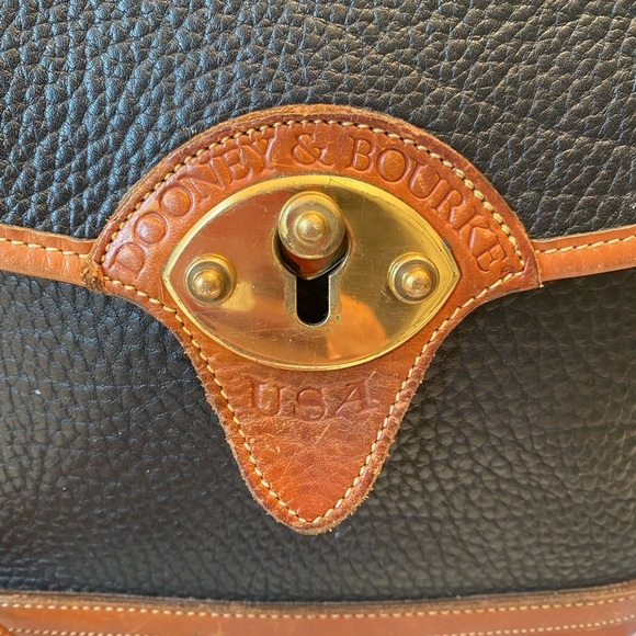 Vintage Dooney & Bourke Calvary Spectator Pebbled Leather Crossbody Bag - Picture 2 of 16